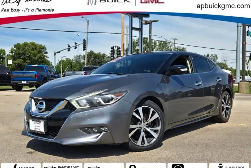 2017 Nissan Maxima SL photo 1