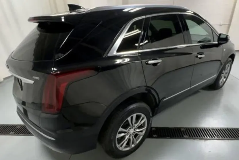 2021 Cadillac XT5 Premium Luxury photo 1