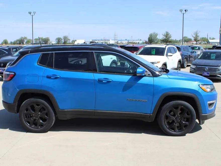 2018 Jeep Compass Limited photo 1