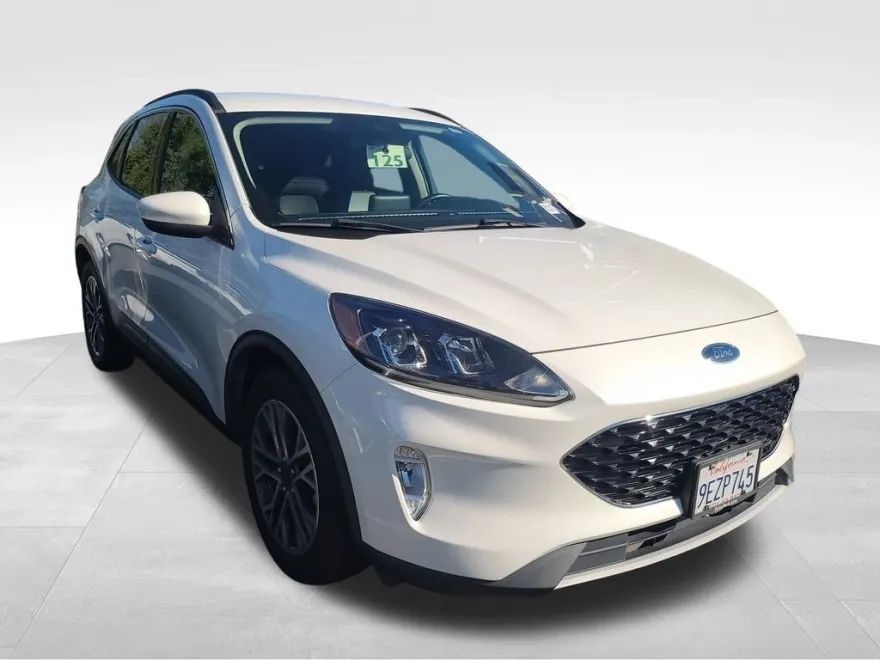 2020 Ford Escape SEL photo 1