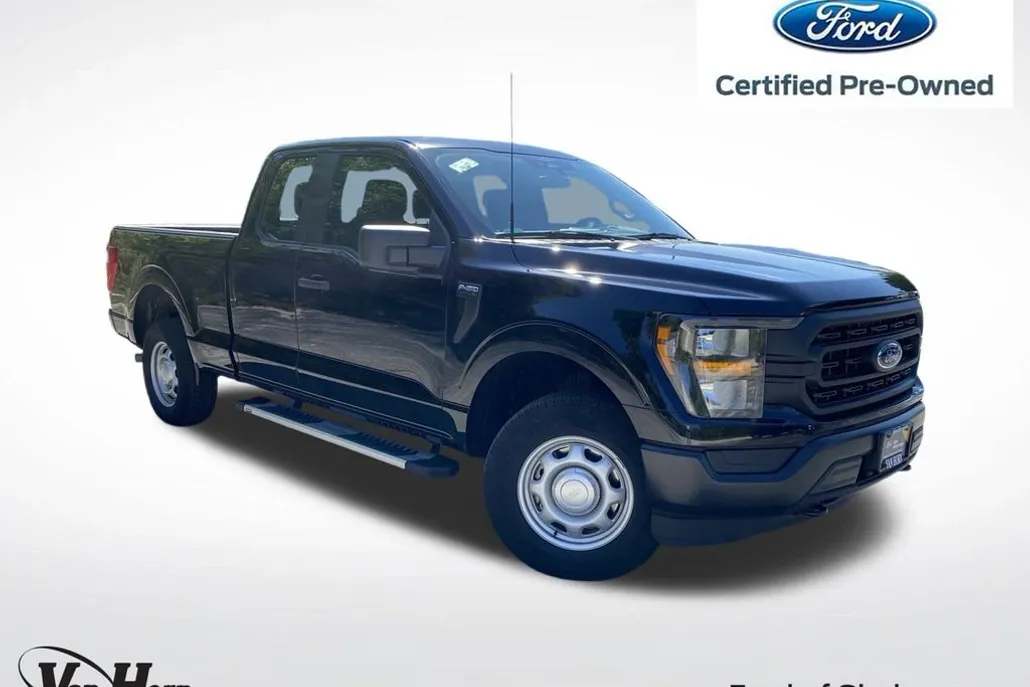 2023 Ford F-150 XL photo 1
