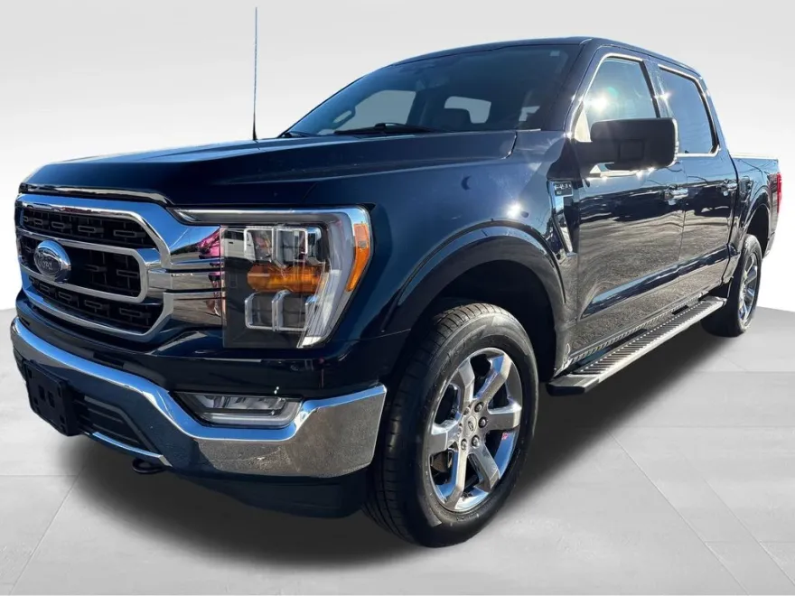 2023 Ford F-150 XLT photo 1