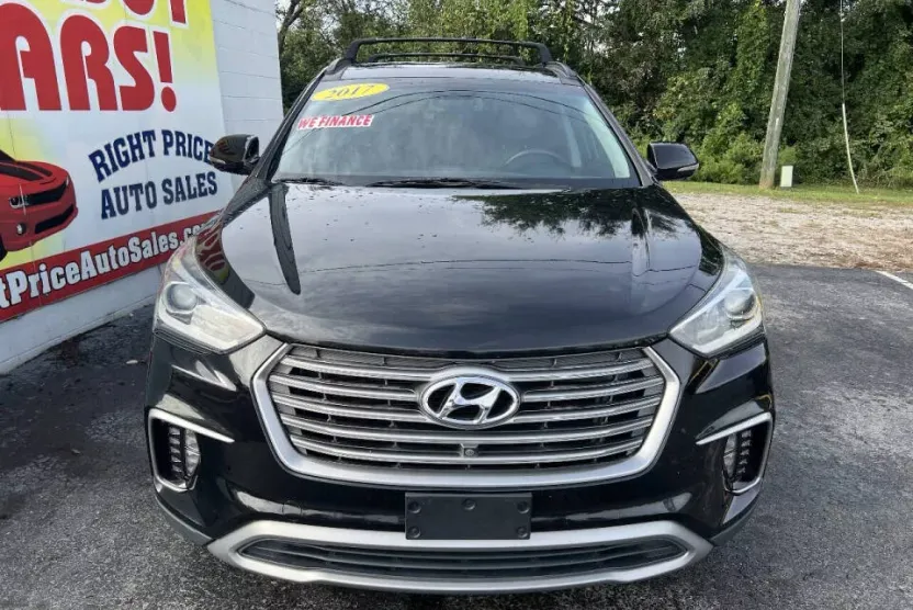 2017 Hyundai Santa Fe Limited Ultimate photo 1
