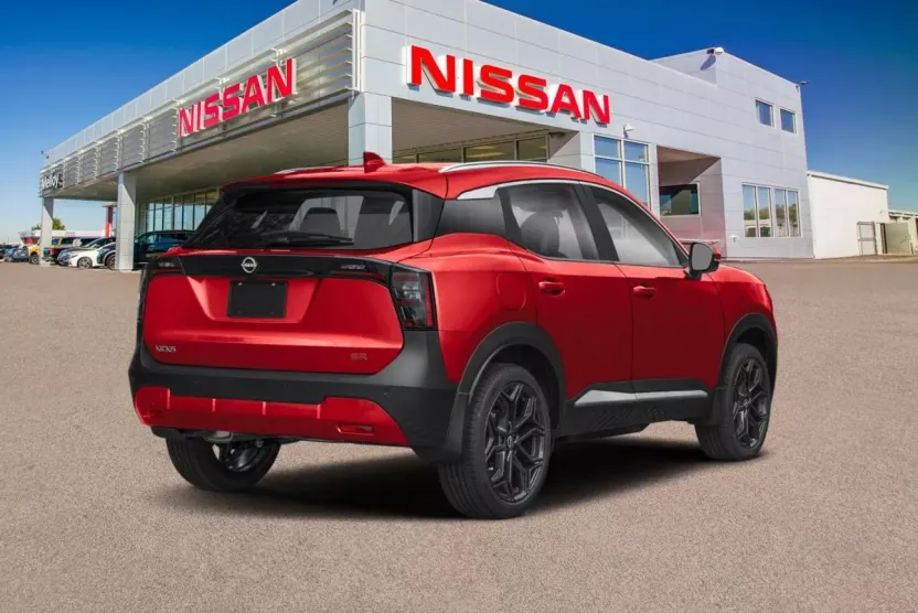 2026 Nissan Kicks SR photo 1