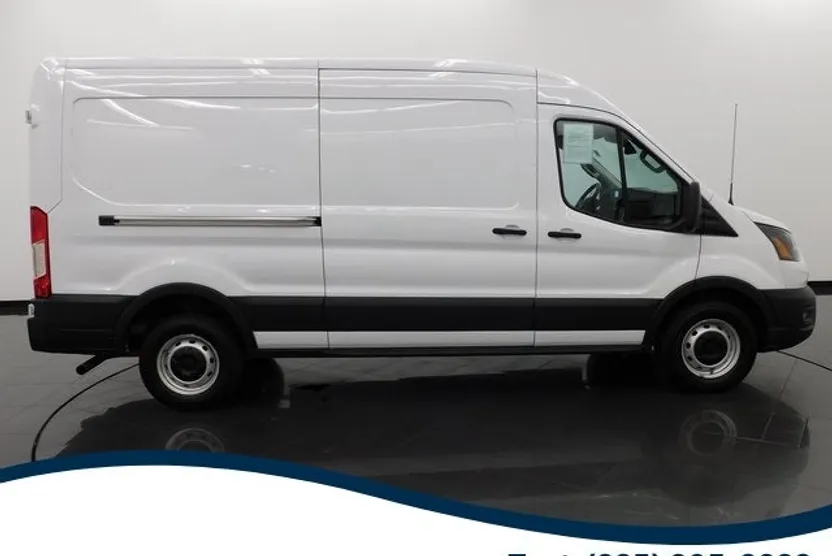 2022 Ford Transit photo 1