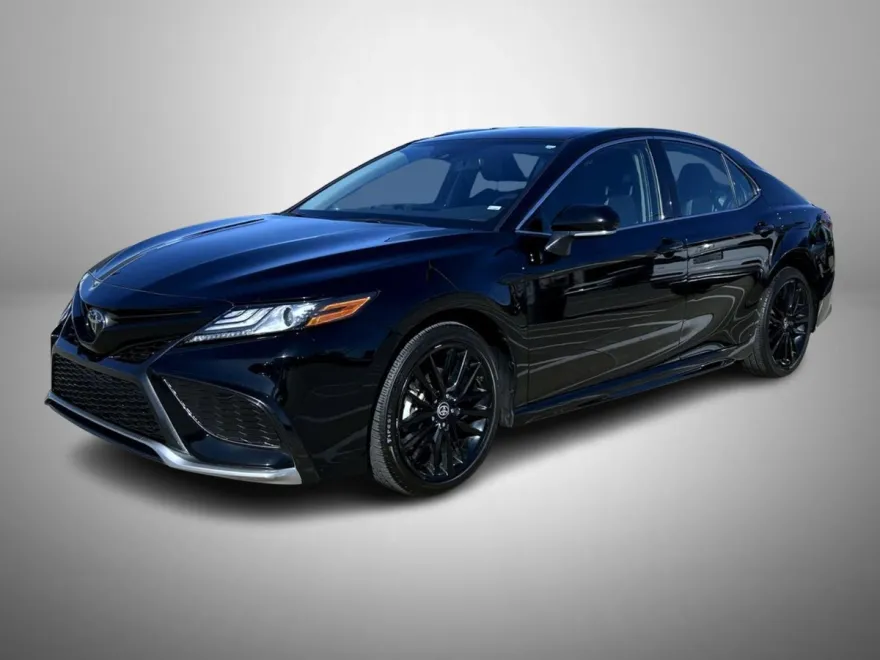 2023 Toyota Camry XSE photo 1