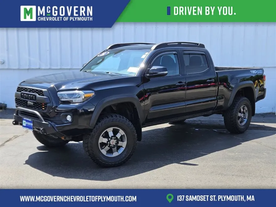 2022 Toyota Tacoma TRD Off-Road V6 photo 1