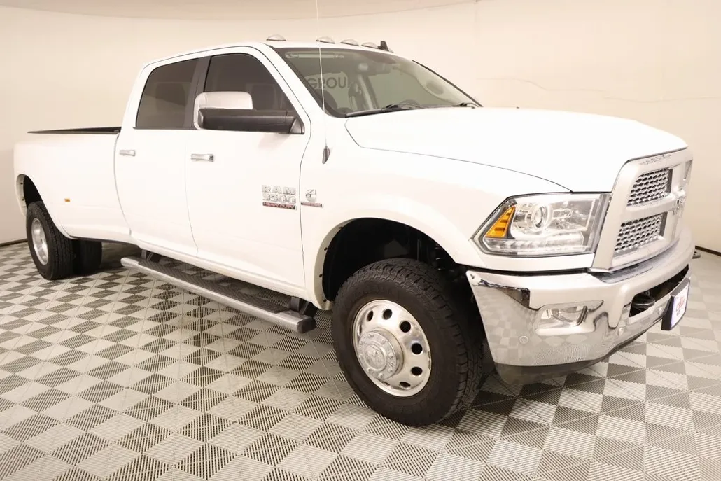2018 Ram 3500 Laramie photo 1