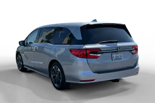 2024 Honda Odyssey Elite photo 3