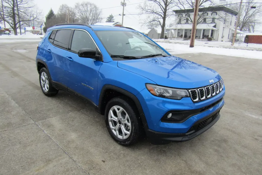 2025 Jeep Compass Latitude photo 1