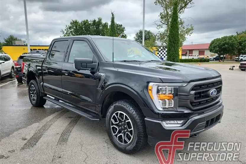 2022 Ford F-150 XLT photo 1