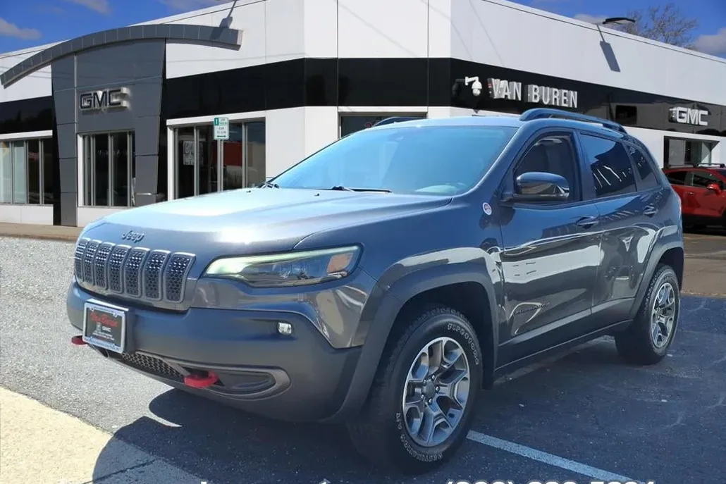 2022 Jeep Cherokee Trailhawk photo 1