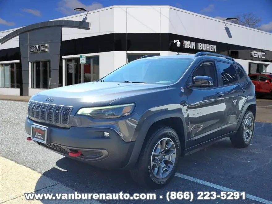2022 Jeep Cherokee Trailhawk photo 1