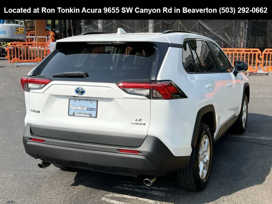 2021 Toyota RAV4 Hybrid LE photo 1