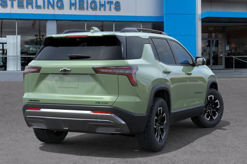 2026 Chevrolet Equinox ACTIV photo 1