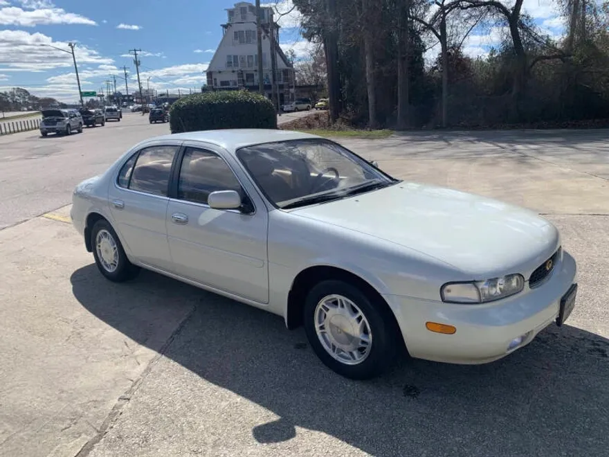 1996 Infiniti J30 photo 1