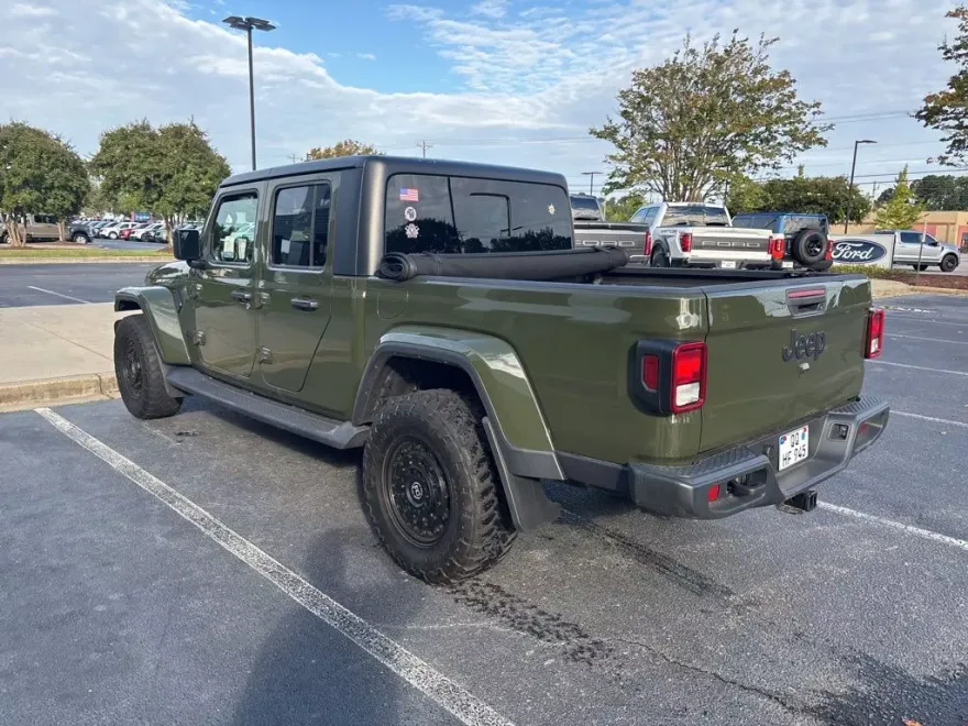 2022 Jeep Gladiator Sport photo 1