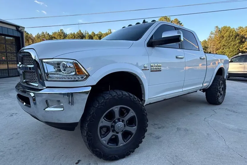 2015 Ram 2500 Laramie photo 1