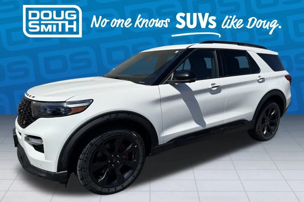 2022 Ford Explorer ST photo 1