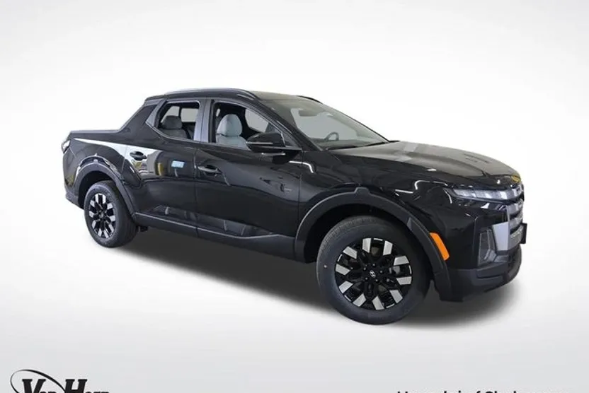 2025 Hyundai Santa Cruz SEL Activity photo 1