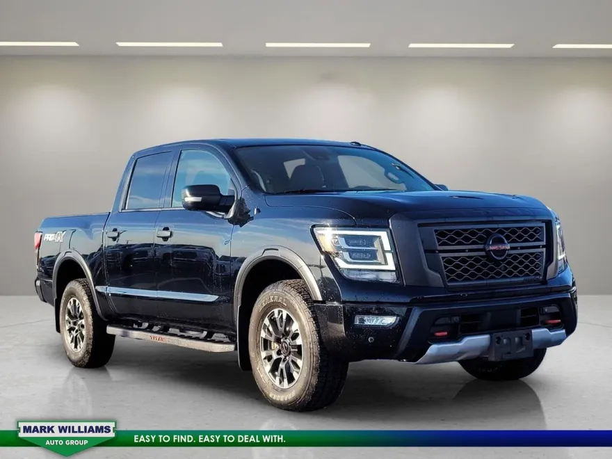2021 Nissan Titan PRO-4X photo 1