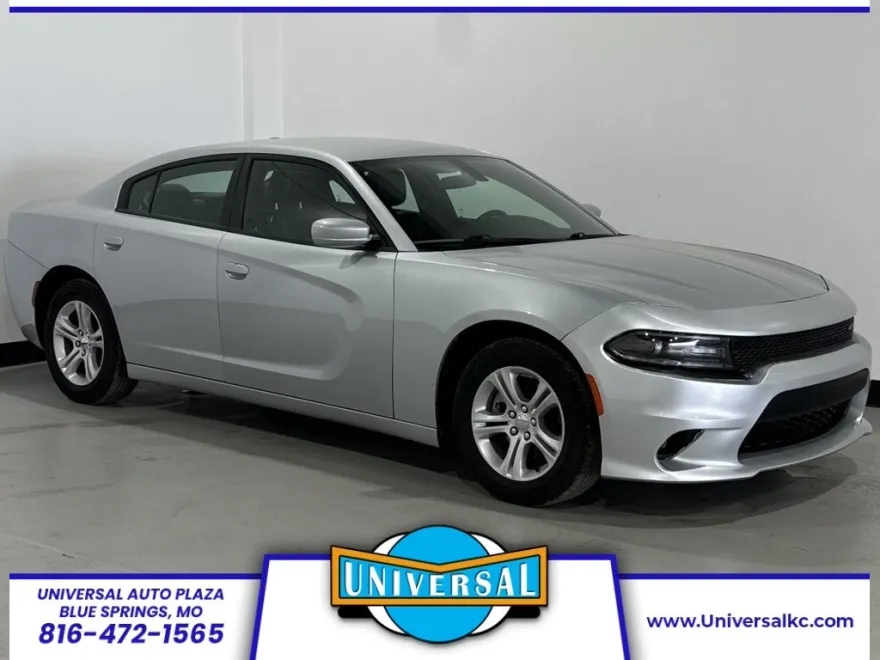 2021 Dodge Charger SXT photo 1
