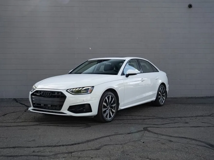 2022 Audi A4 40 Premium Plus Quattro photo 1