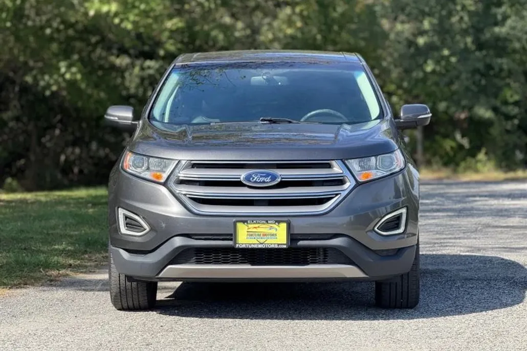 2018 Ford Edge SEL Sport photo 1