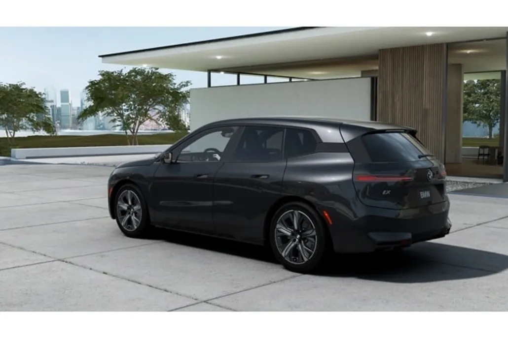 2026 Bmw iX photo 1