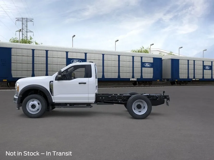 2026 Ford F-550 photo 1