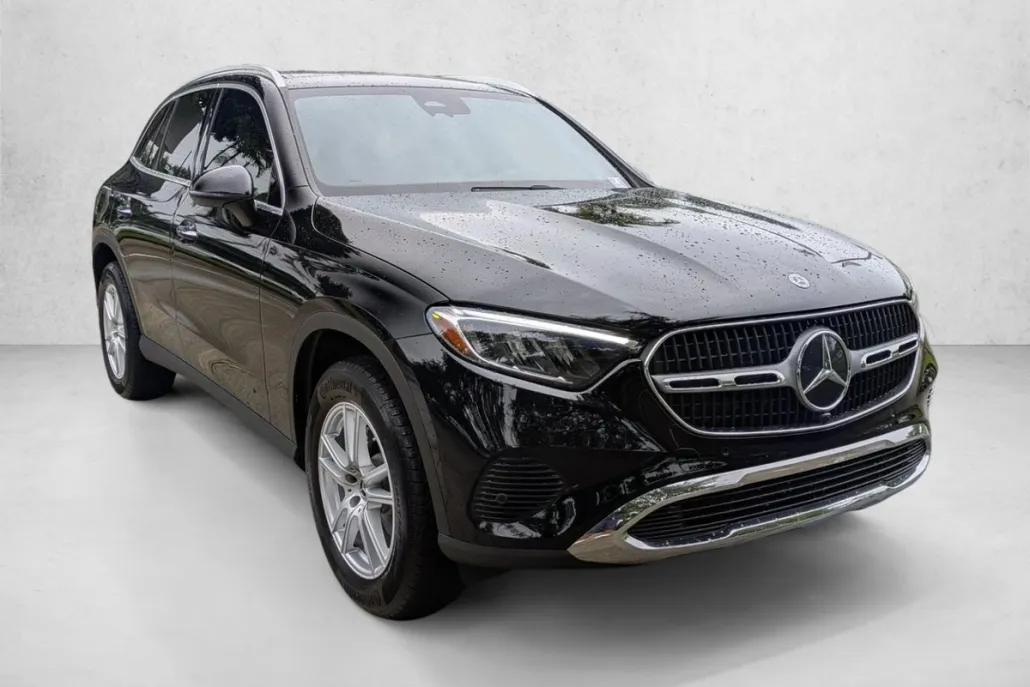 2025 Mercedes Benz GLC 4MATIC photo 1