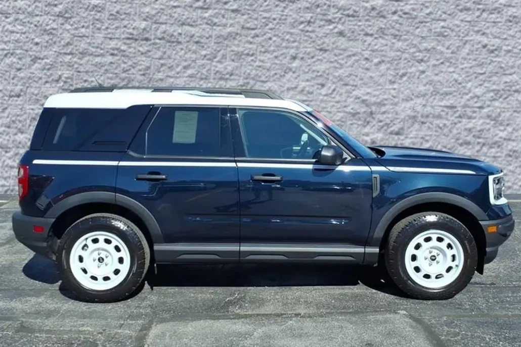 2023 Ford Bronco Sport Heritage photo 1