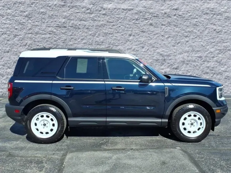 2023 Ford Bronco Sport Heritage photo 1