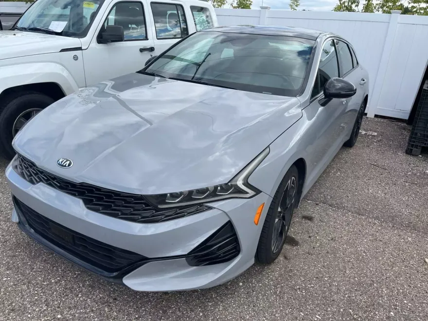 2021 Kia K5 GT-Line photo 1