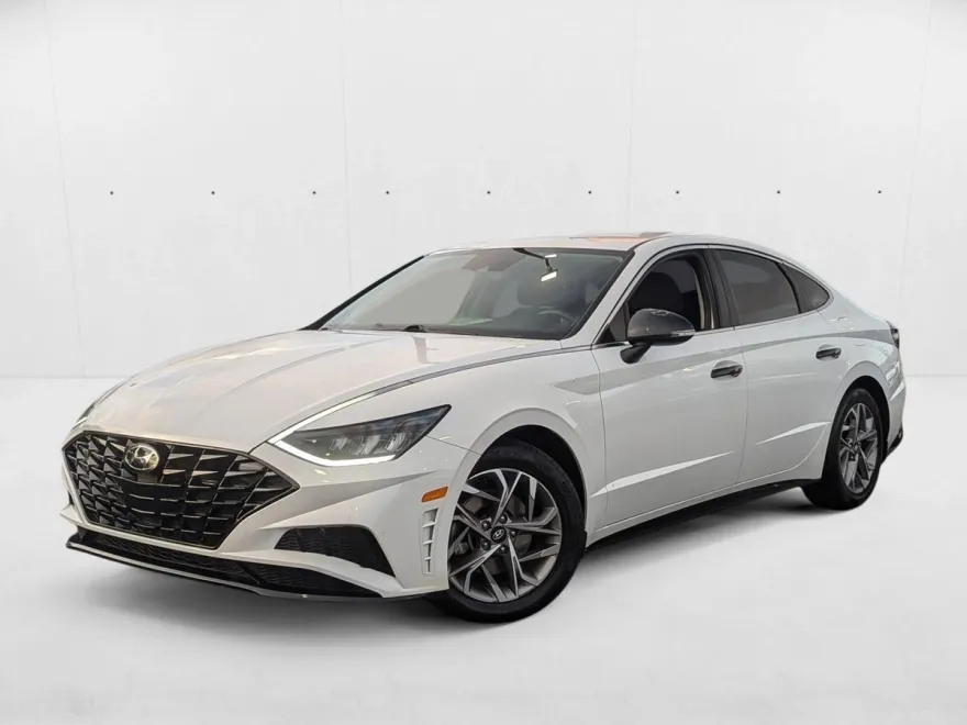 2021 Hyundai Sonata SEL photo 1