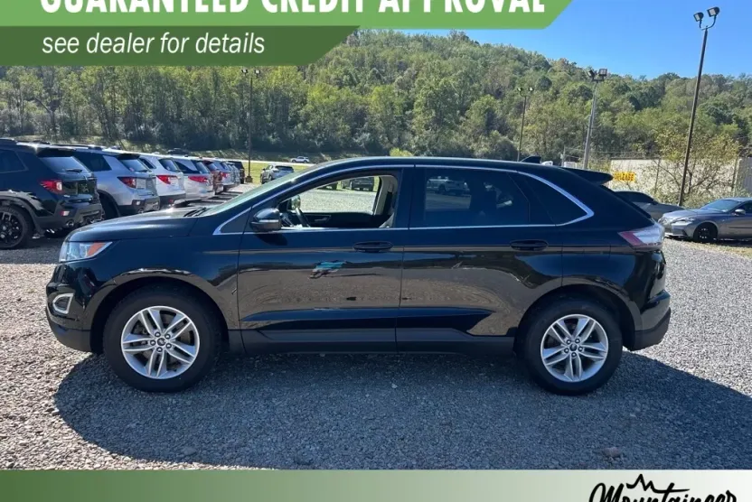 2017 Ford Edge SEL photo 1