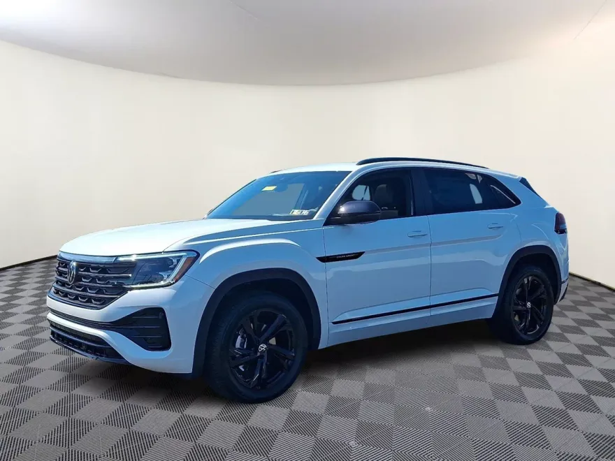 2026 Volkswagen Atlas Cross Sport SEL R-Line photo 1