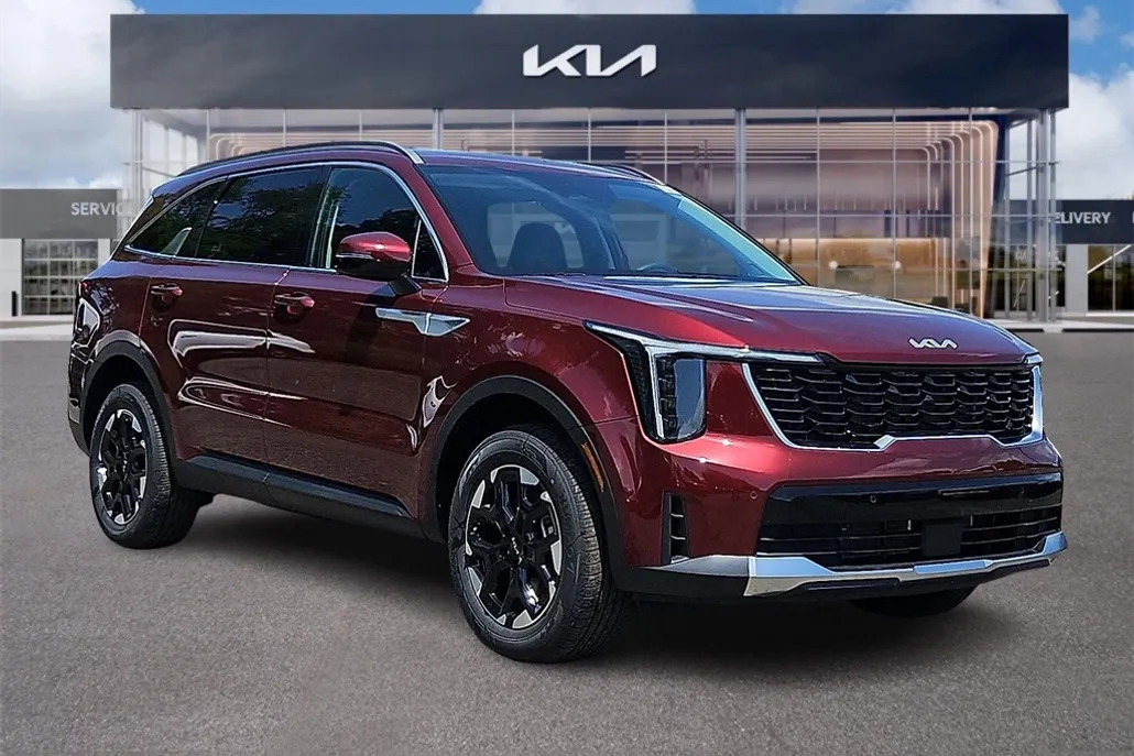 2025 Kia Sorento S photo 1