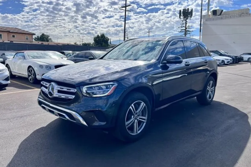 2022 Mercedes Benz GLC 300 photo 1