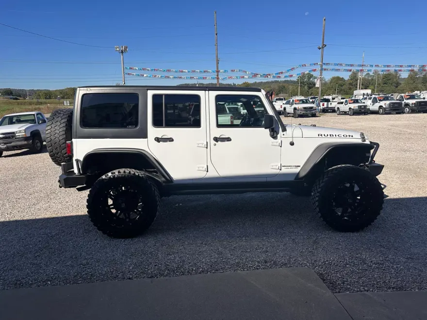2018 Jeep Wrangler Unlimited Rubicon photo 1