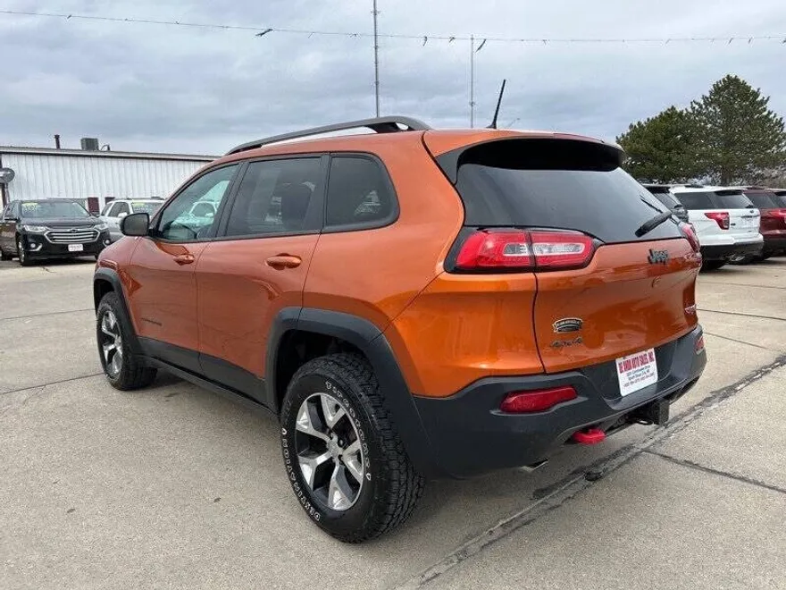 2016 Jeep Cherokee Trailhawk photo 1
