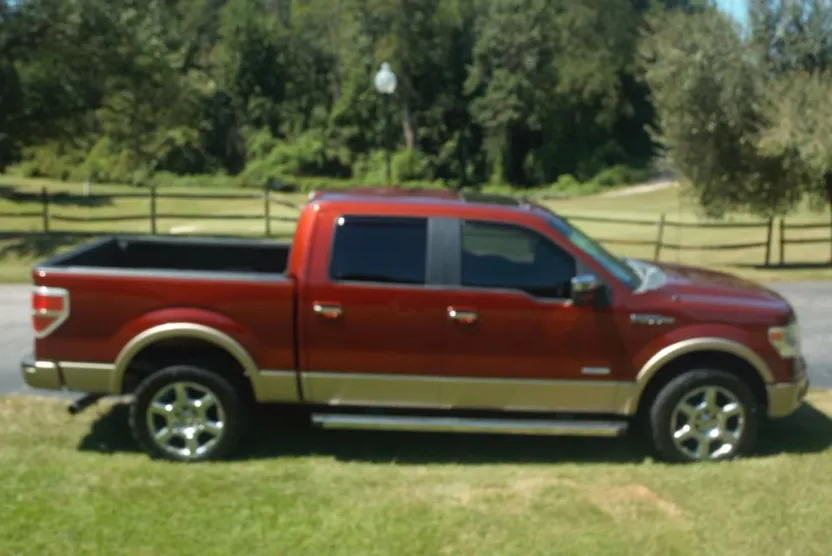 2014 Ford F-150 photo 1