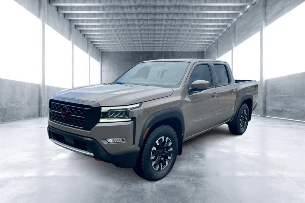 2024 Nissan Frontier PRO-X photo 1