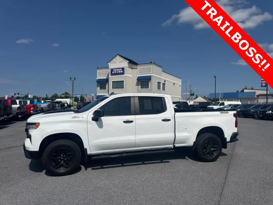 2022 Chevrolet Silverado 1500 LT Trail Boss photo 1