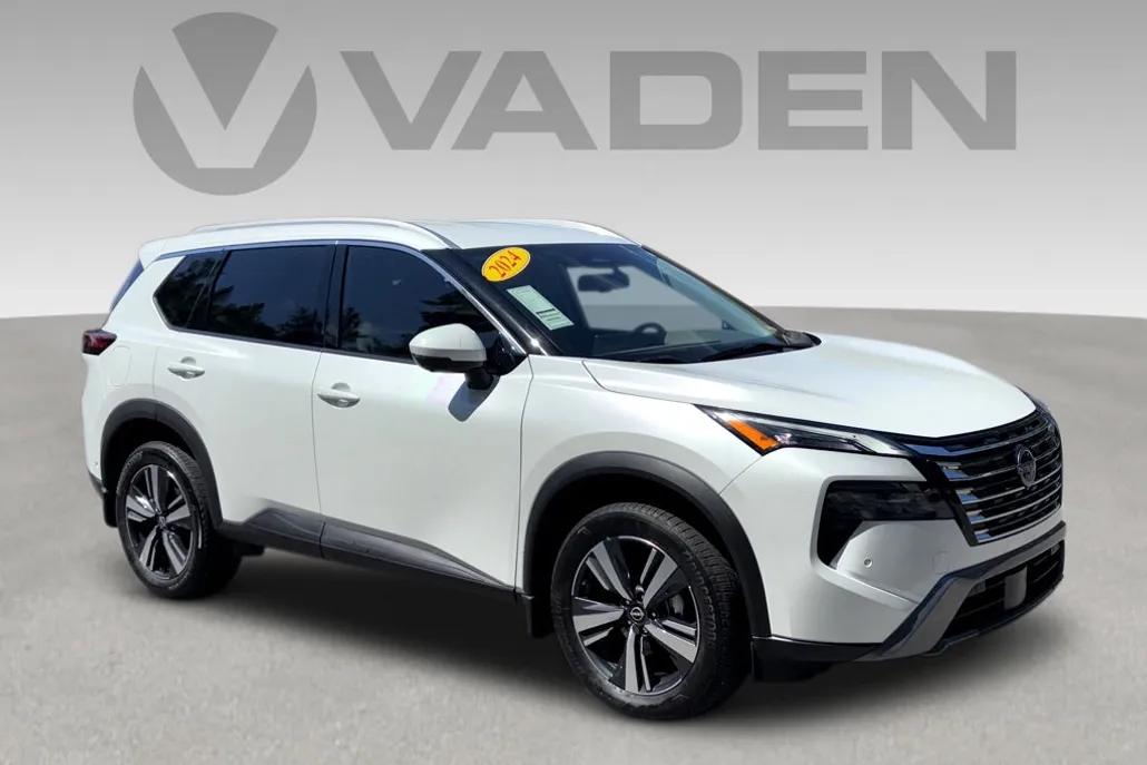 2024 Nissan Rogue SL photo 1