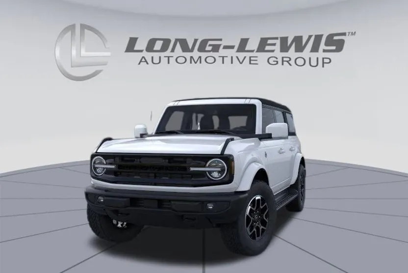 2025 Ford Bronco Outer Banks photo 1