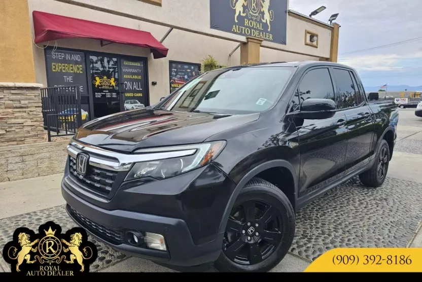 2017 Honda Ridgeline Black Edition photo 1