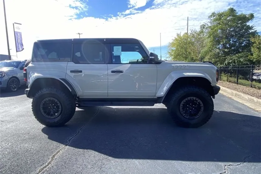 2025 Ford Bronco Raptor photo 1
