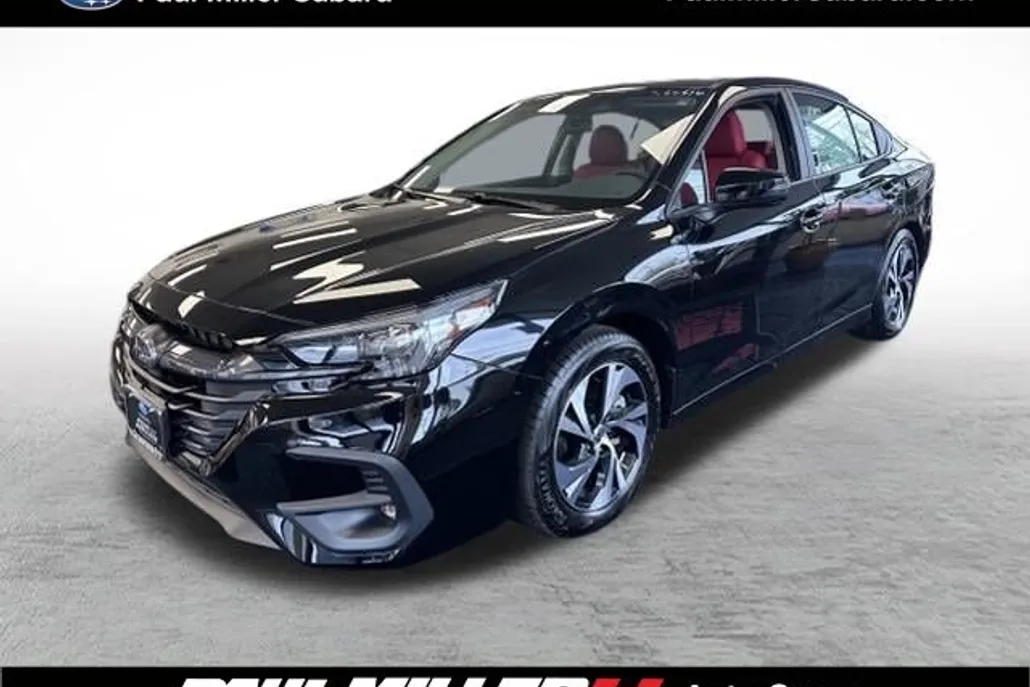 2025 Subaru Legacy Premium photo 1
