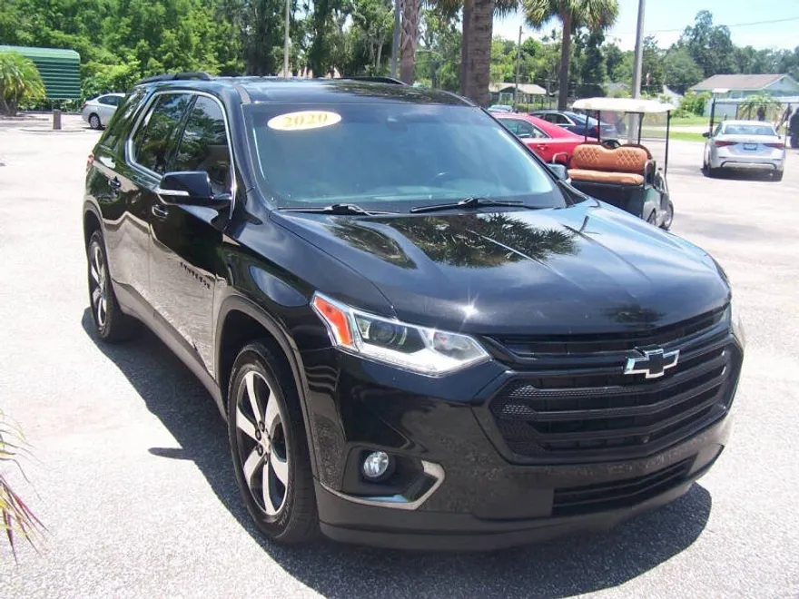 2020 Chevrolet Traverse Leather photo 1